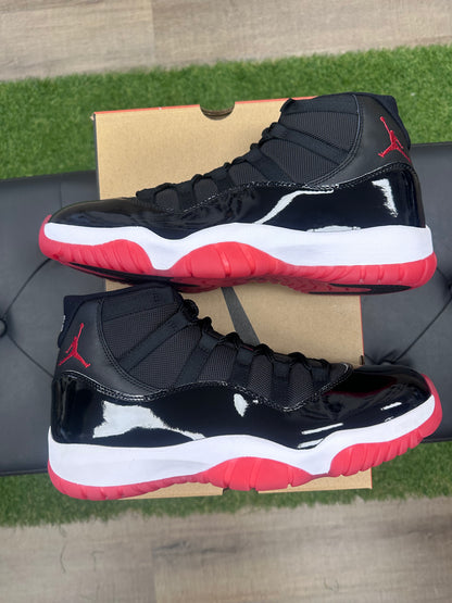 Jordan 11 Retro Playoffs Bred (2019) - Size 11.5