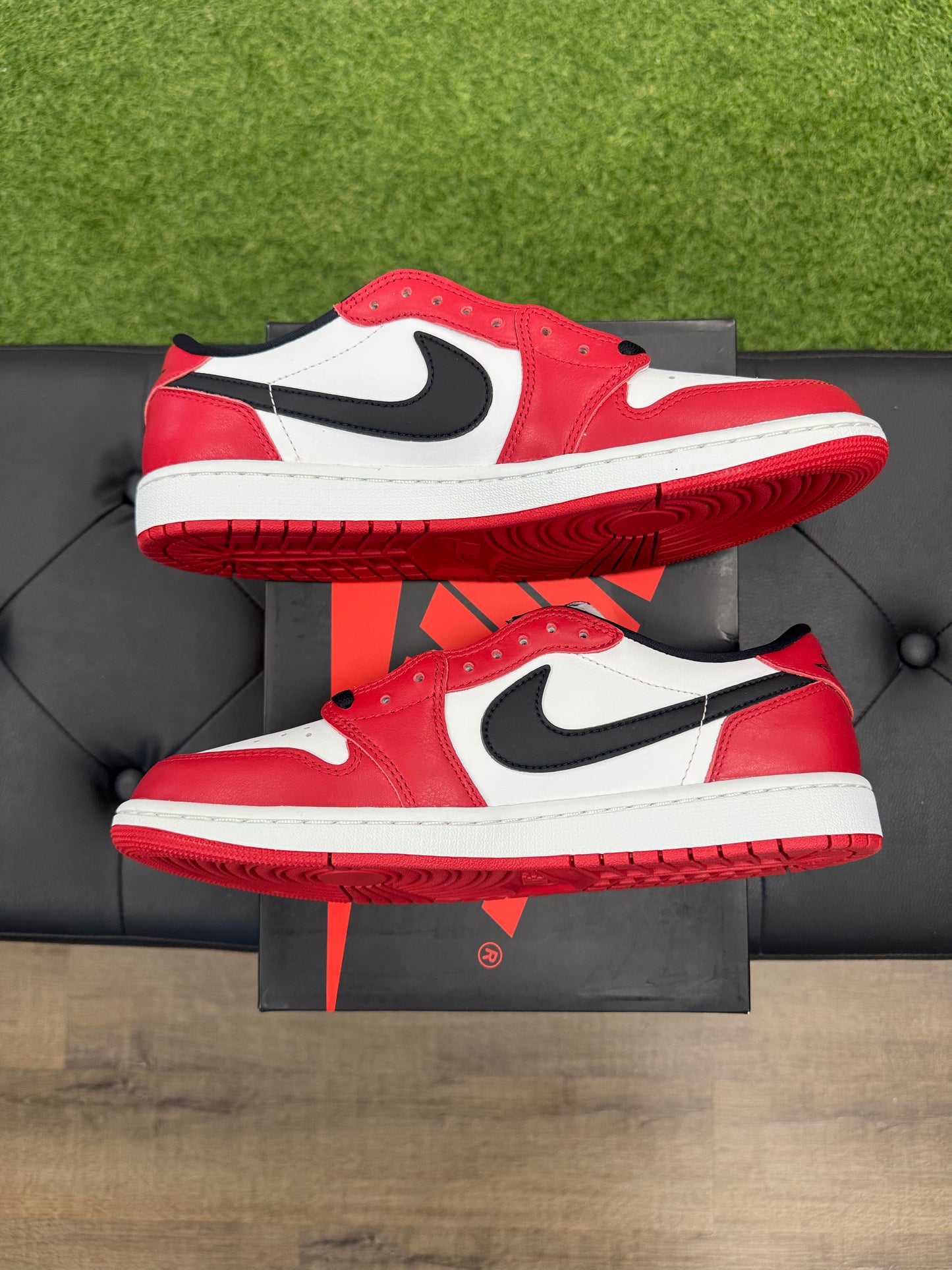 Jordan 1 Retro Low OG Chicago (2025) - Size 10.5