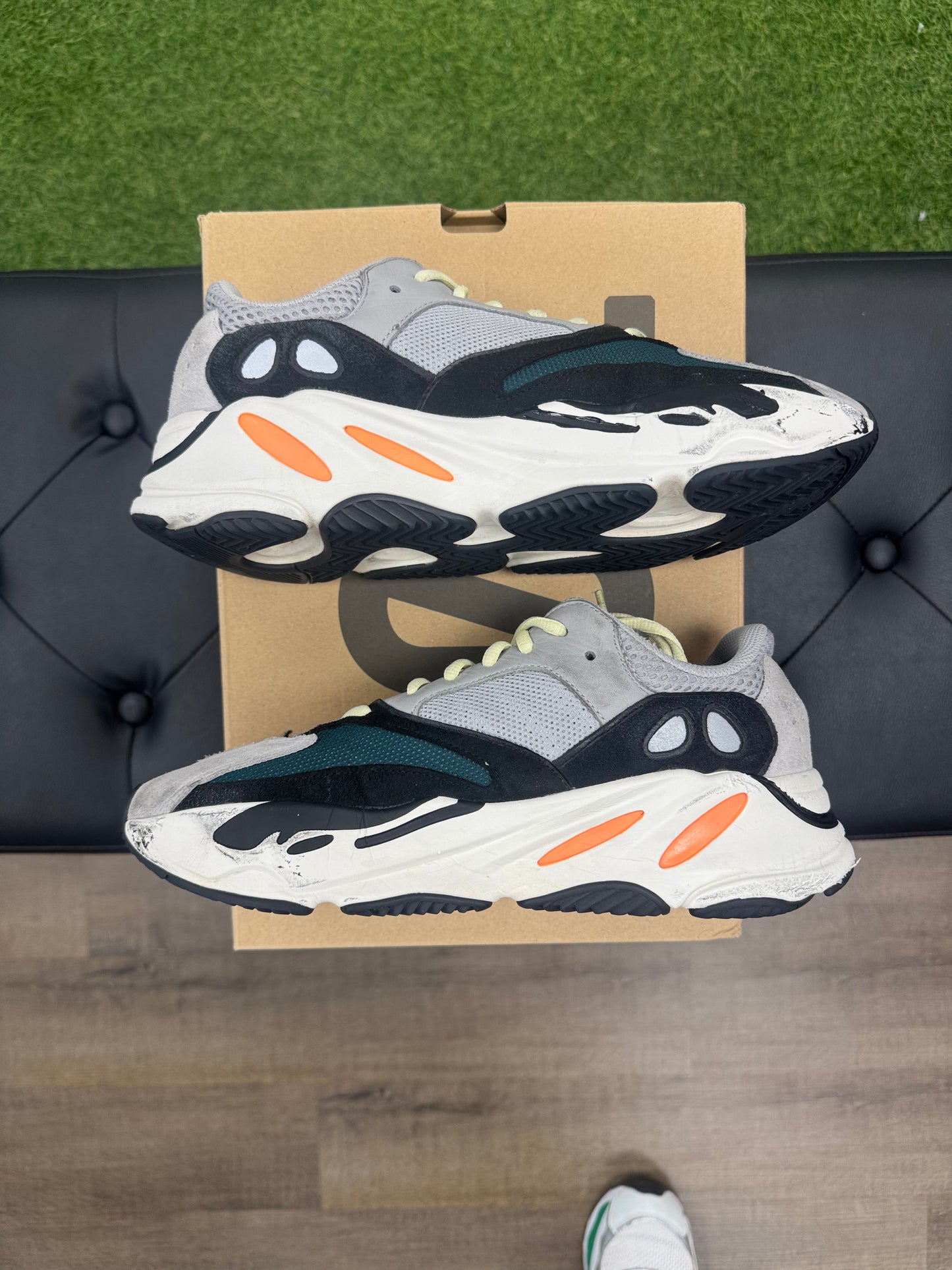 adidas Yeezy Boost 700 Wave Runner - Size 8.5 (U)