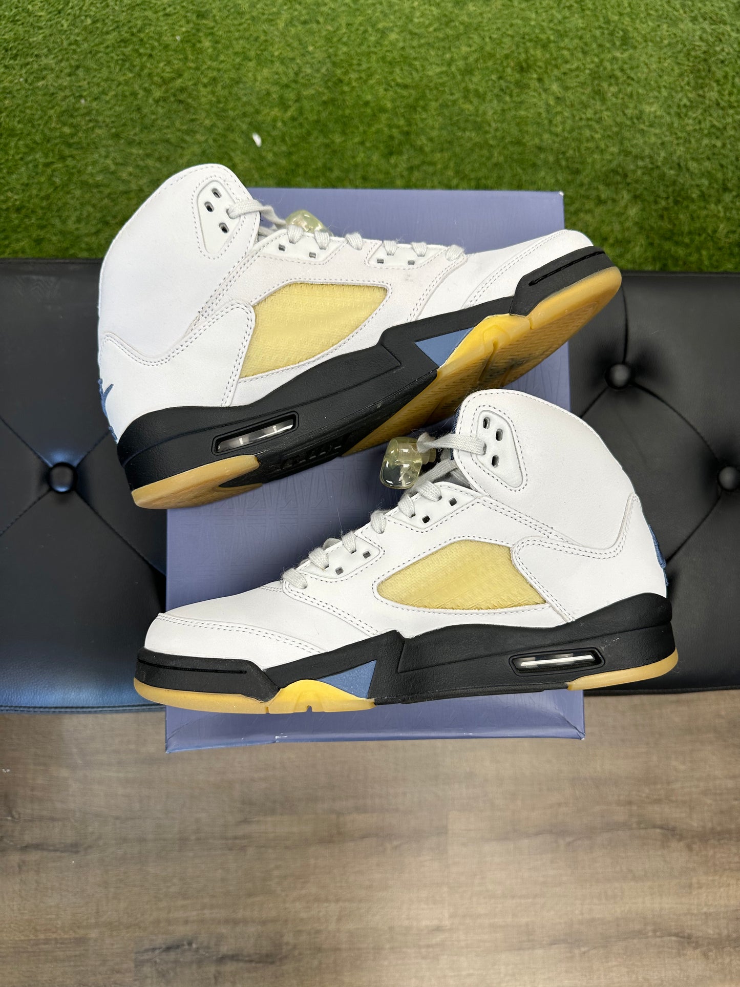 Jordan 5 Retro A Ma Maniére Dawn (Women's)