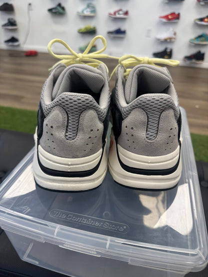 adidas Yeezy Boost 700 Wave Runner - Size 10.5