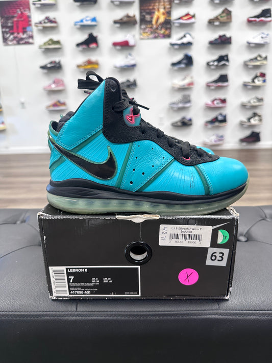 Nike LeBron 8 South Beach (Pre-Heat) 2010- Size 7 (U)