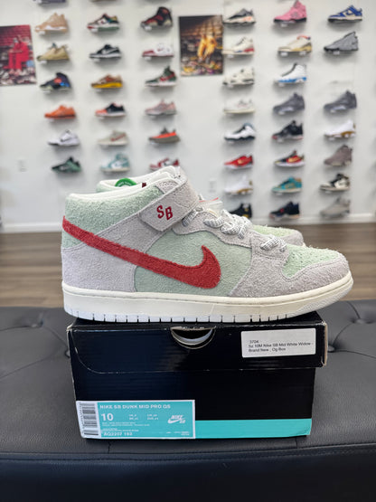 Nike SB Dunk Mid White Widow - Size 10