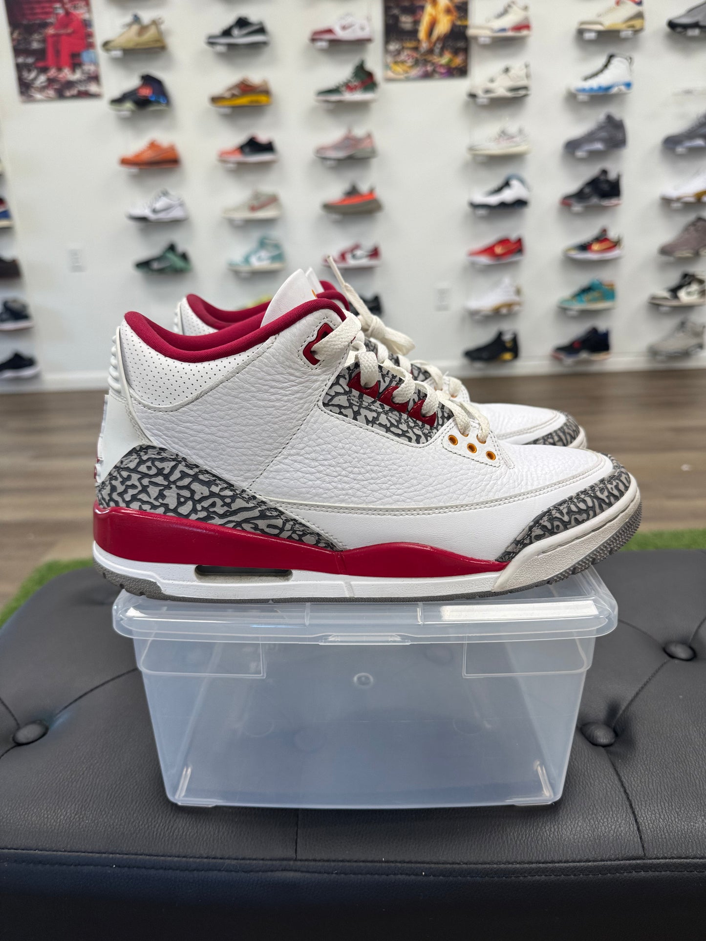 Jordan 3 Retro Cardinal Red - Size 10.5 (U)