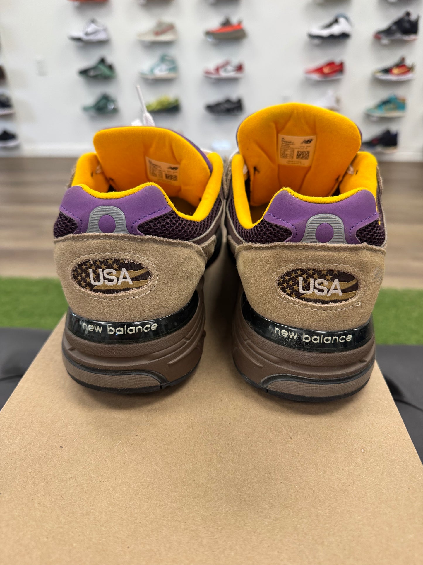 New Balance 993 MiUSA Mushroom Midnight Violet - Size 10 (U)