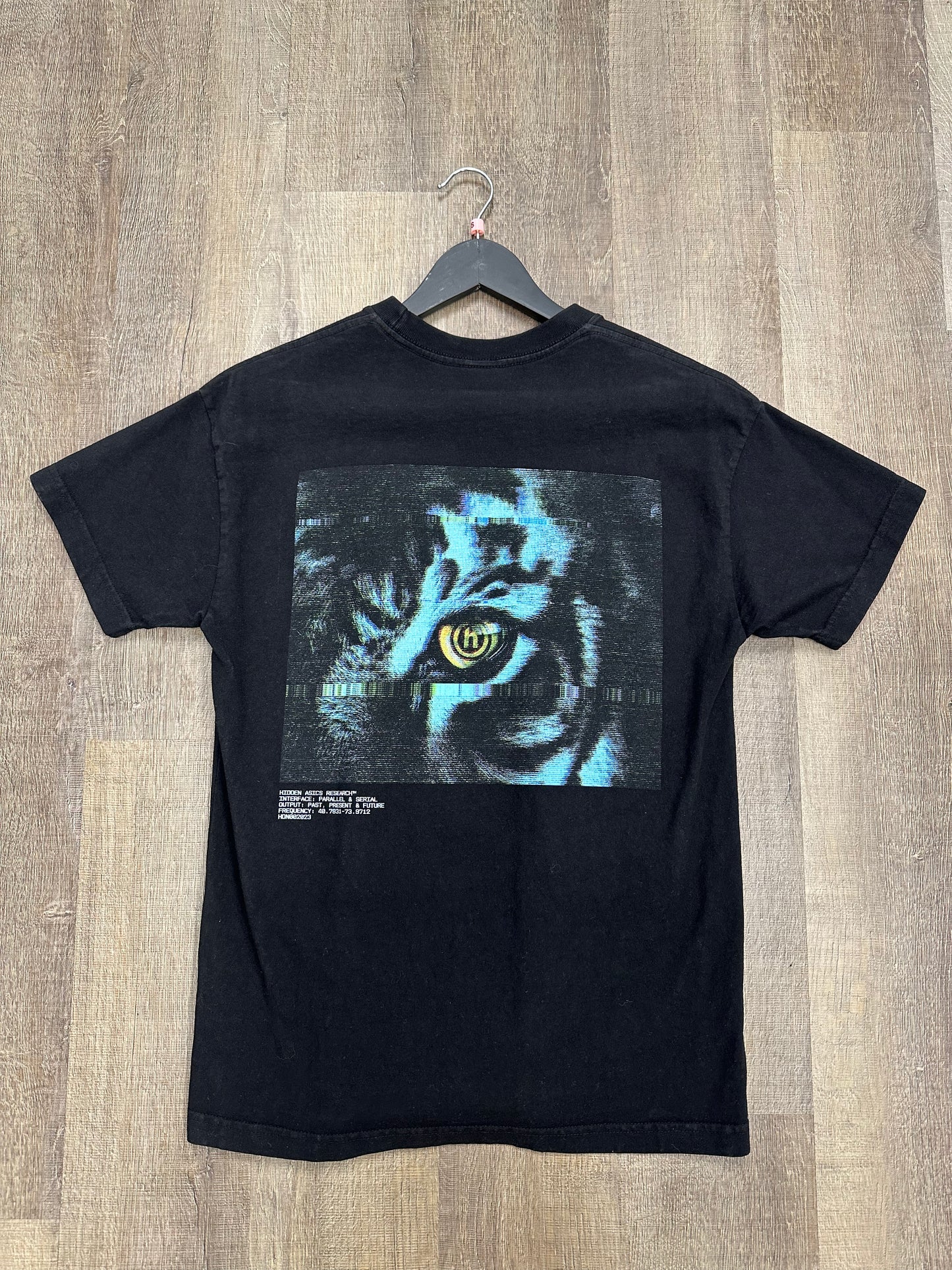 Hidden x Asics Tiger Eye T-Shirt Black - Size Small