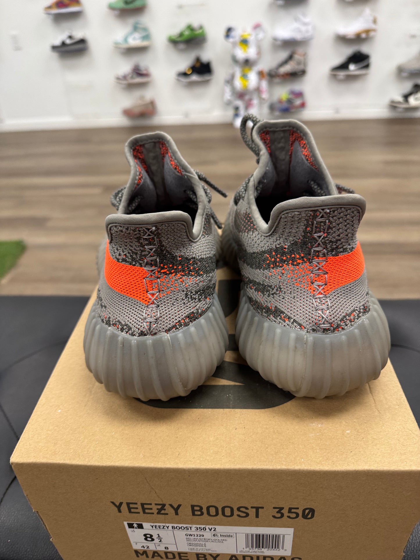 adidas Yeezy Boost 350 V2 Beluga Reflective - Size 8.5 (U)