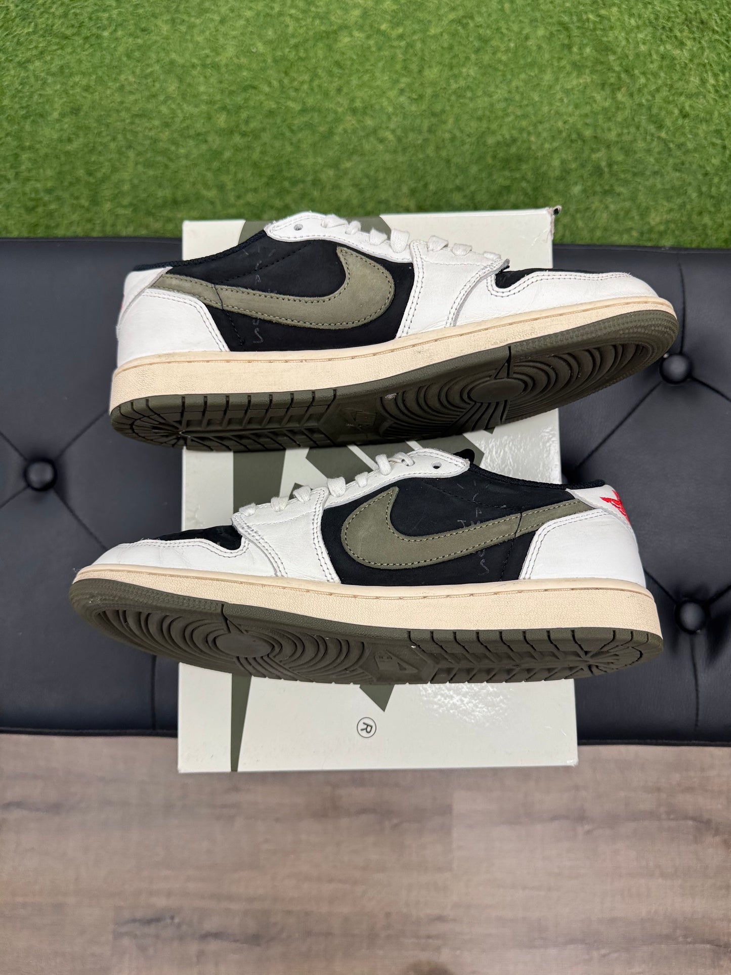 Jordan 1 Retro Low OG SP Travis Scott Olive (Women's) - Size 8.5W (U)