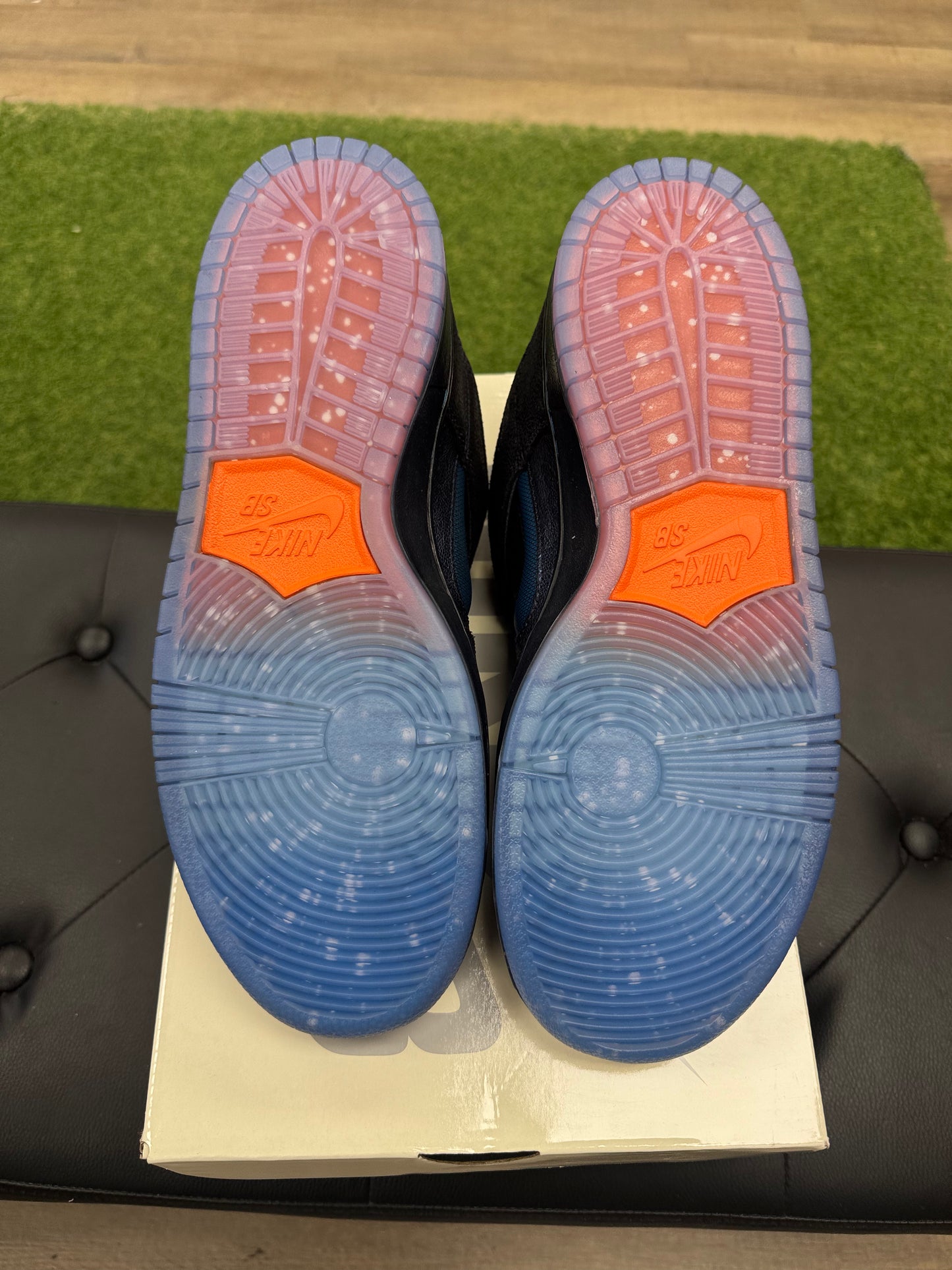 Nike SB Dunk Low Pro Bluetile Skateboards - Size 10.5