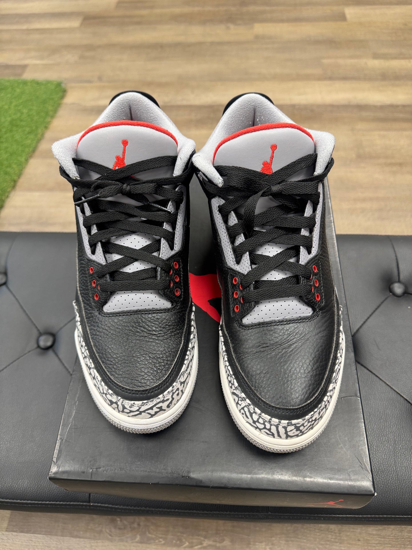 Jordan 3 Retro Black Cement (2018) - Size 11 (U)