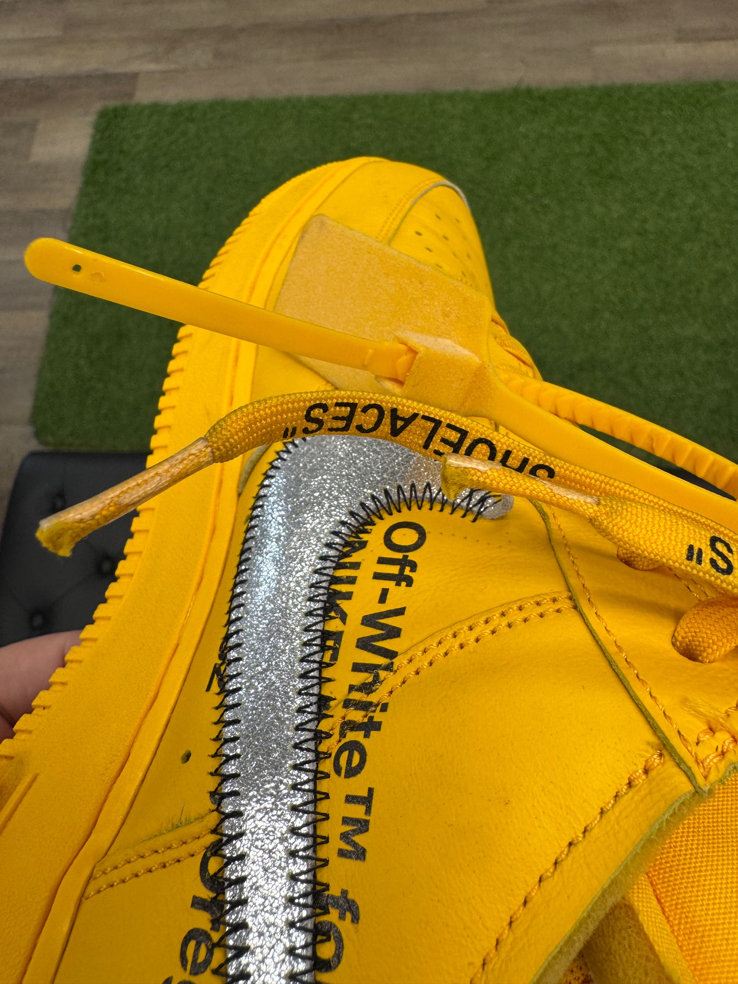 Nike Air Force 1 Low Off-White ICA University Gold - Size 12 (U)