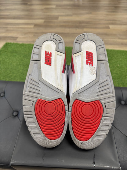 Jordan 3 Retro Fire Red (2022) - Size 10.5 (U)