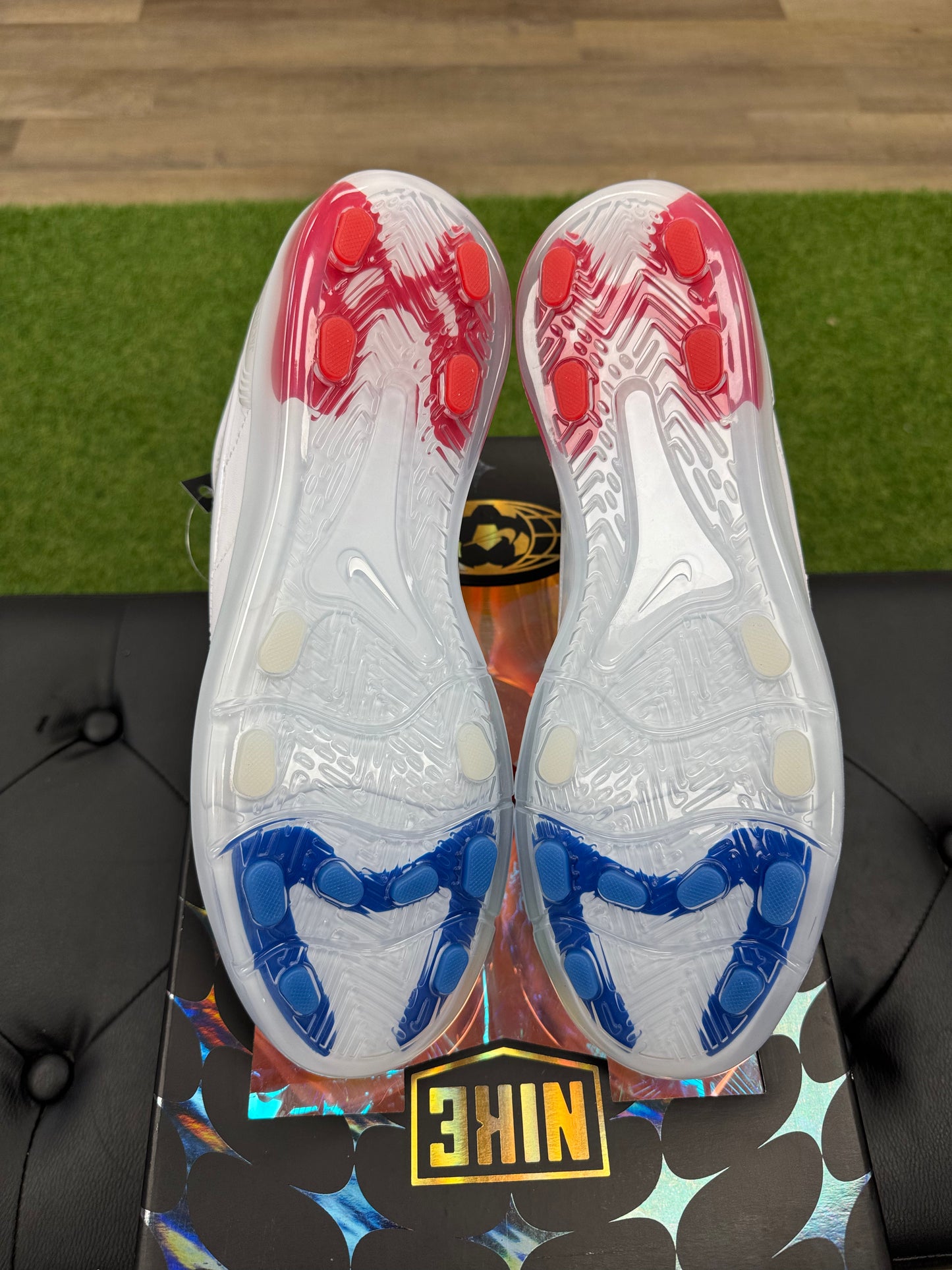 Nike Cryoshot Tiempo R10 Jacquemus - Size 11.5