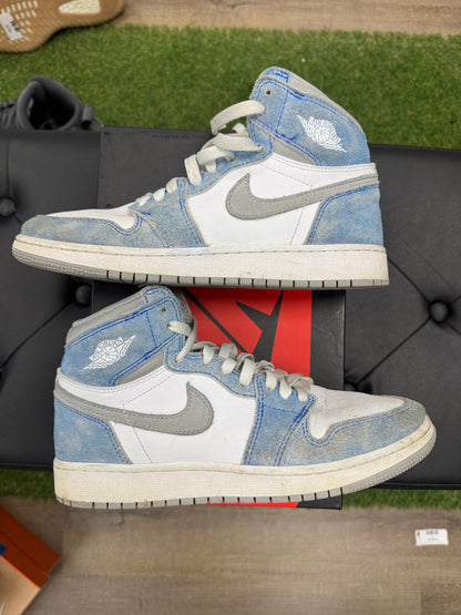 Jordan 1 Retro High Hyper Royal Smoke Grey (GS)