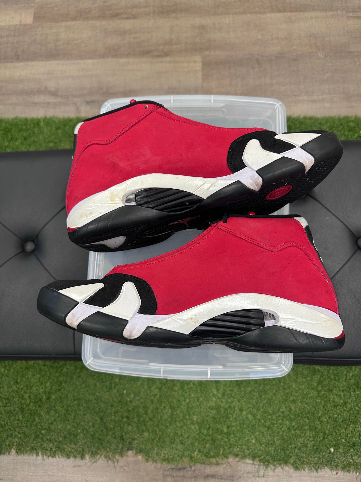 Jordan 14 Retro Gym Red Toro
