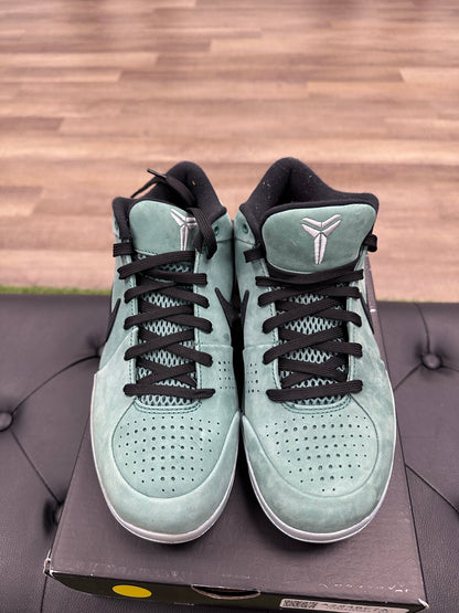 Nike Kobe 4 Protro Girl Dad - Size 8