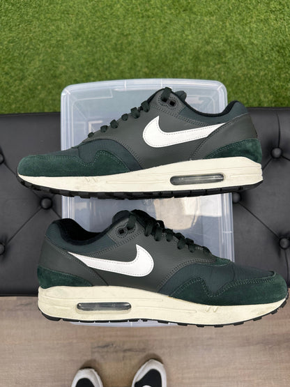 Nike Air Max 1 Outdoor Green