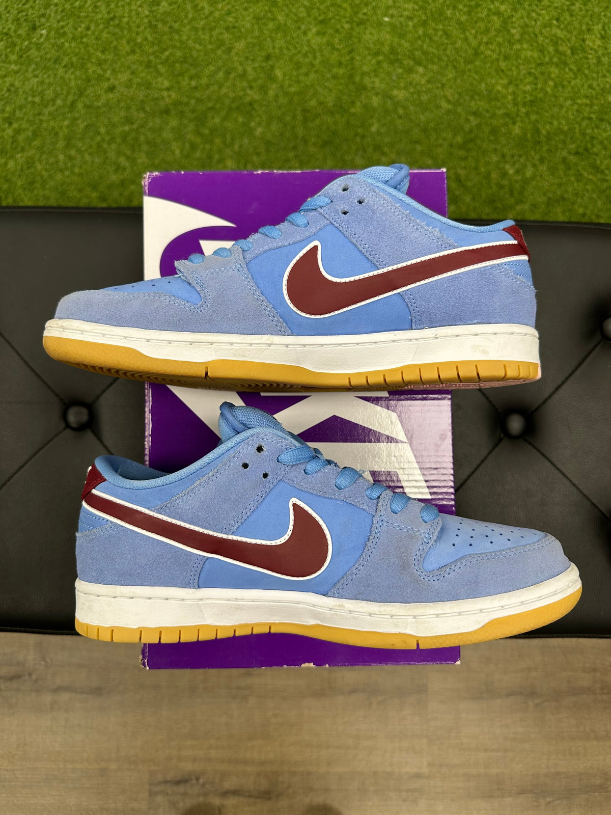 Nike SB Dunk Low Philadelphia Phillies