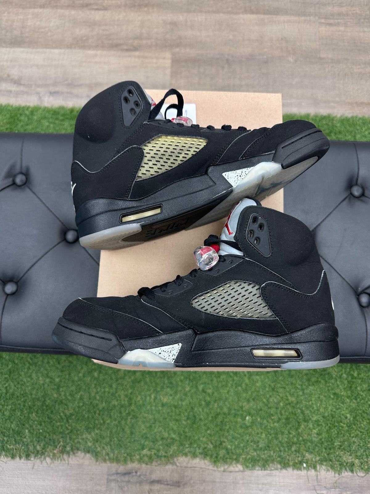 Jordan 5 Retro Black Metallic (2016)