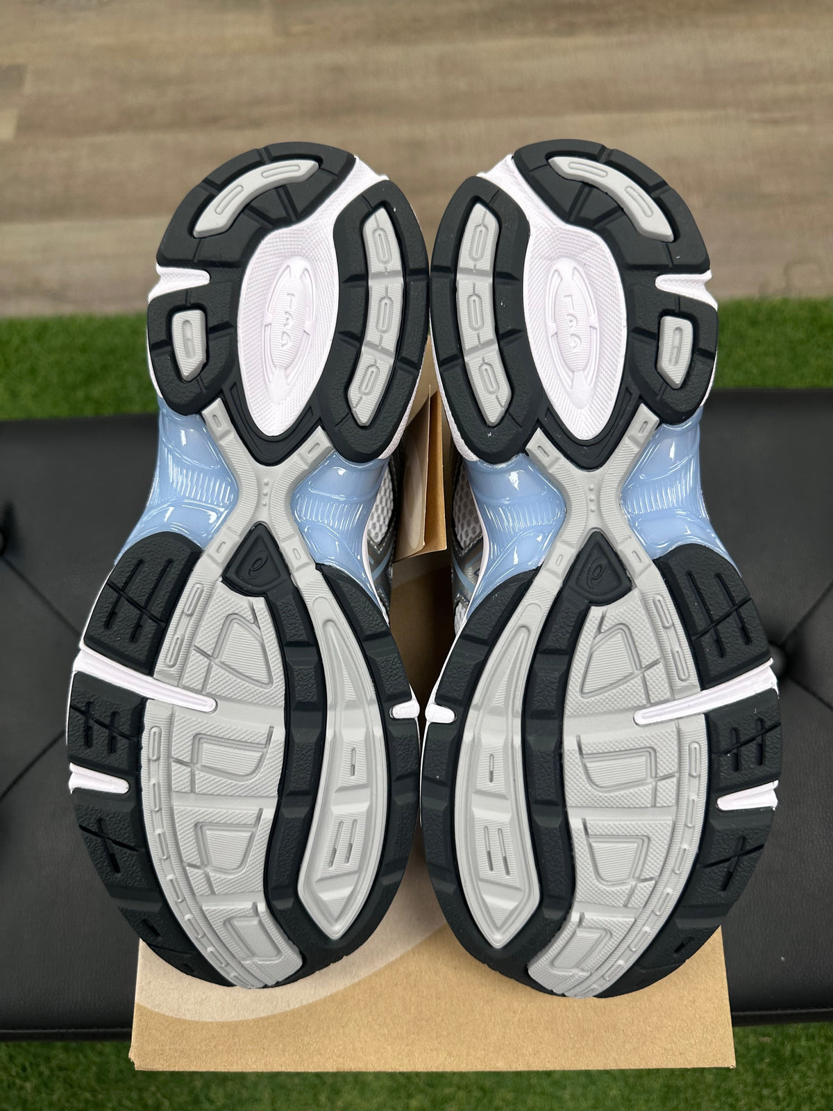 ASICS Gel-1130 White Shark Skin