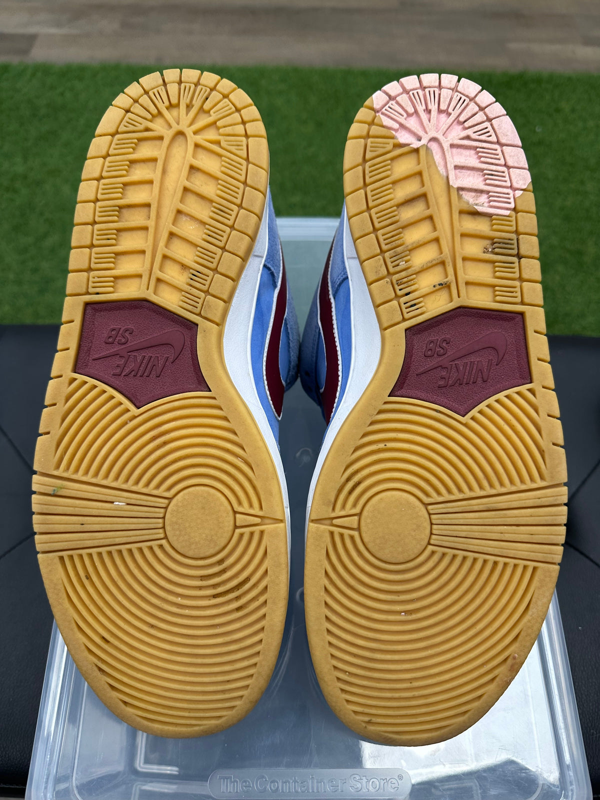 Nike SB Dunk Low Philadelphia Phillies