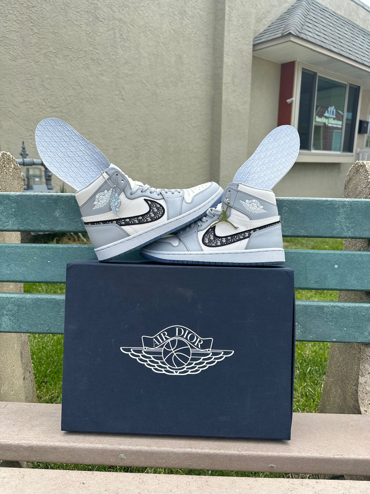 Jordan 1 Retro High Dior