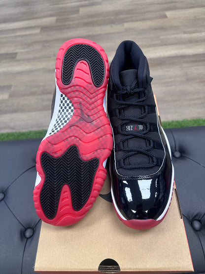 Jordan 11 Retro Playoffs Bred (2019)
