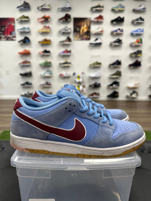 Nike SB Dunk Low Philadelphia Phillies