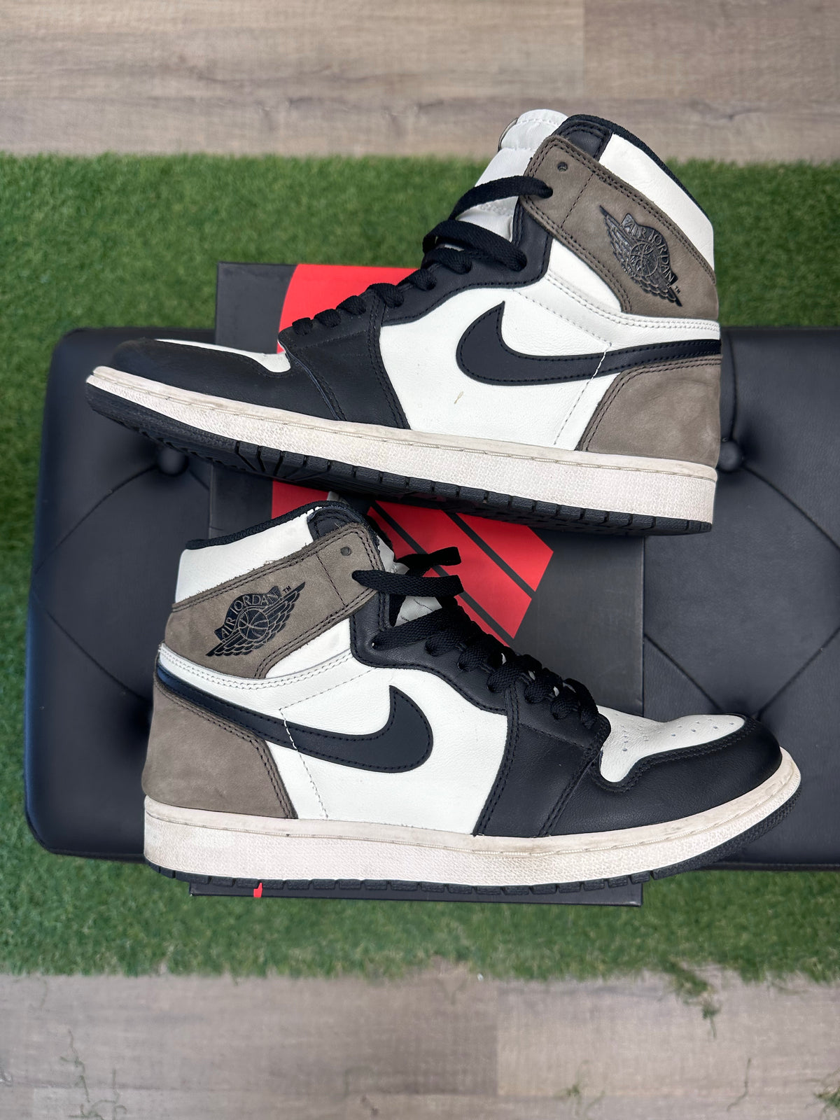 Jordan 1 Retro High Dark Mocha