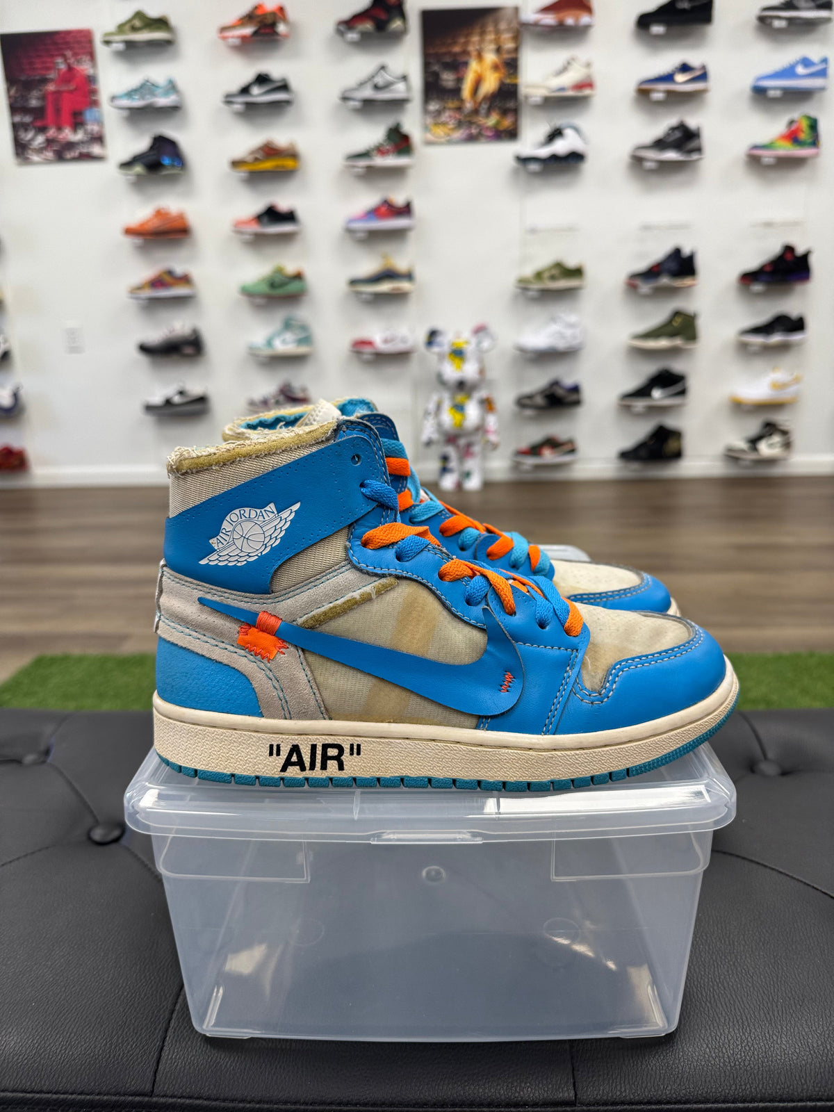 Jordan 1 Retro High Off-White University Blue