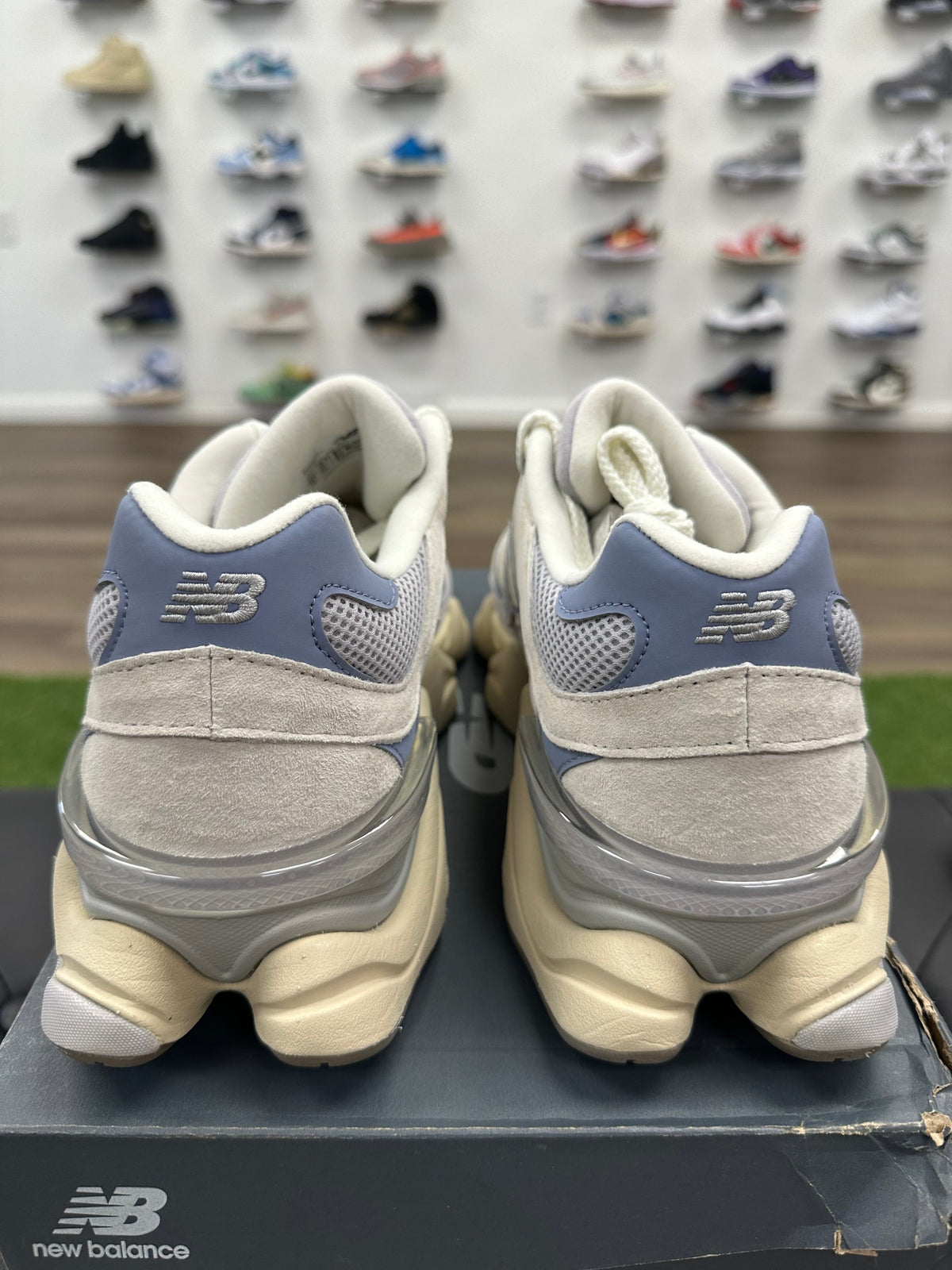New Balance 9060 Pearl Grey Linen