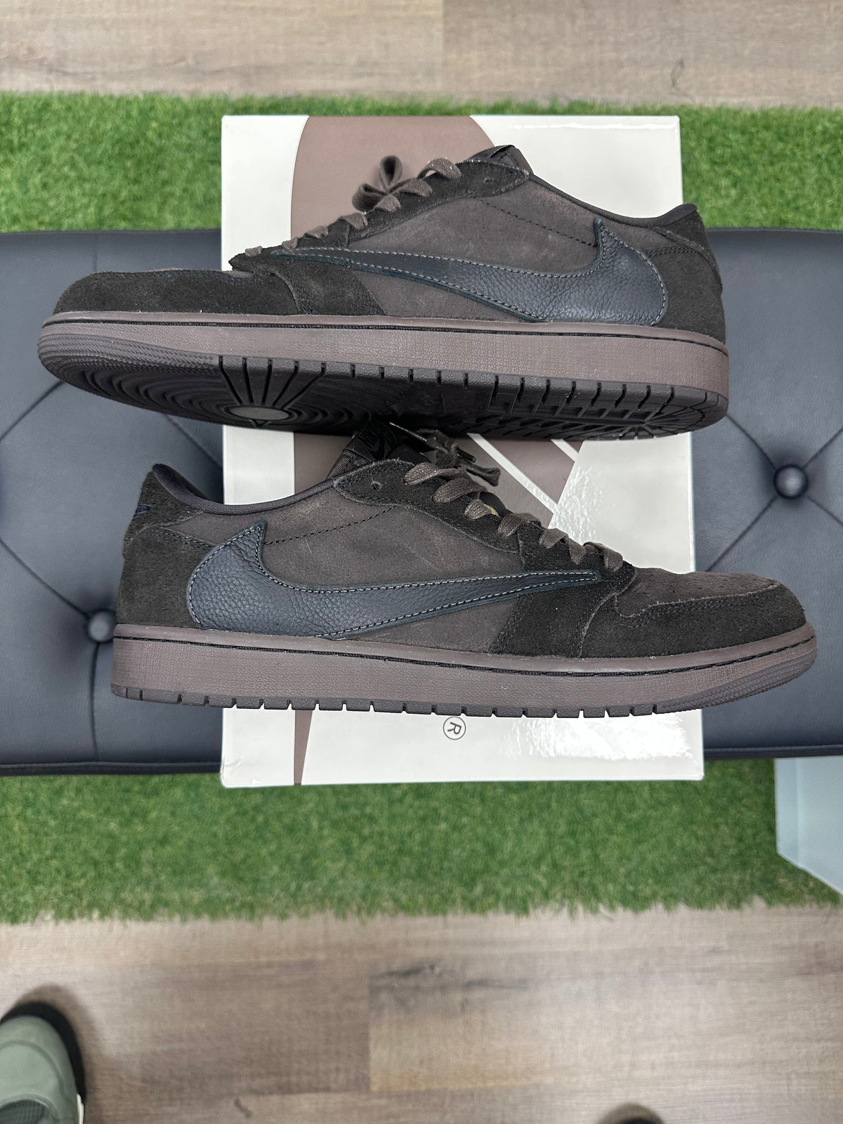 Jordan 1 Retro Low OG SP Travis Scott Velvet Brown