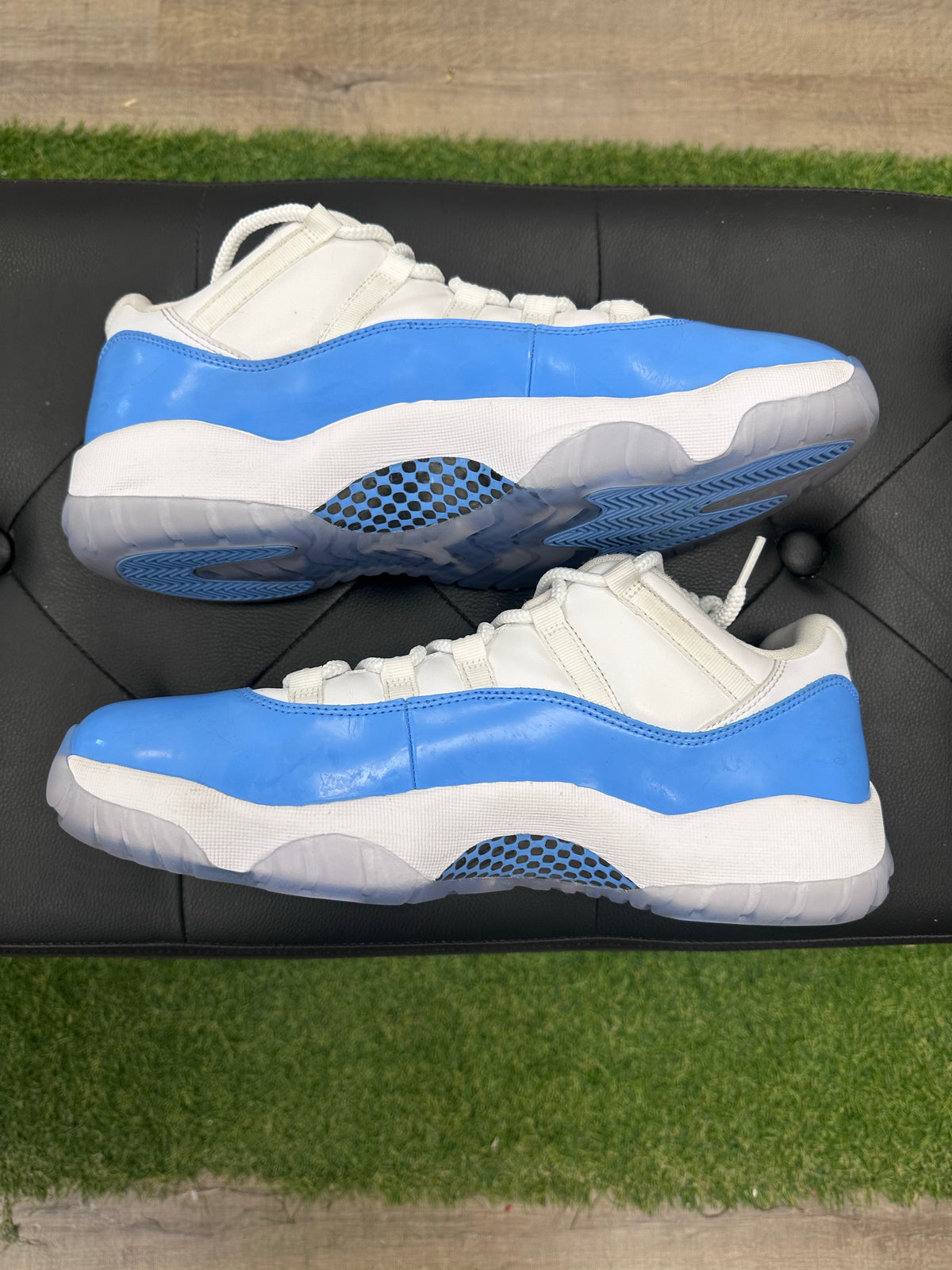 Jordan 11 Retro Low University Blue (2017)