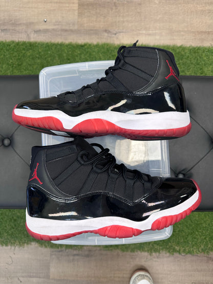 Jordan 11 Retro Playoffs Bred (2019)