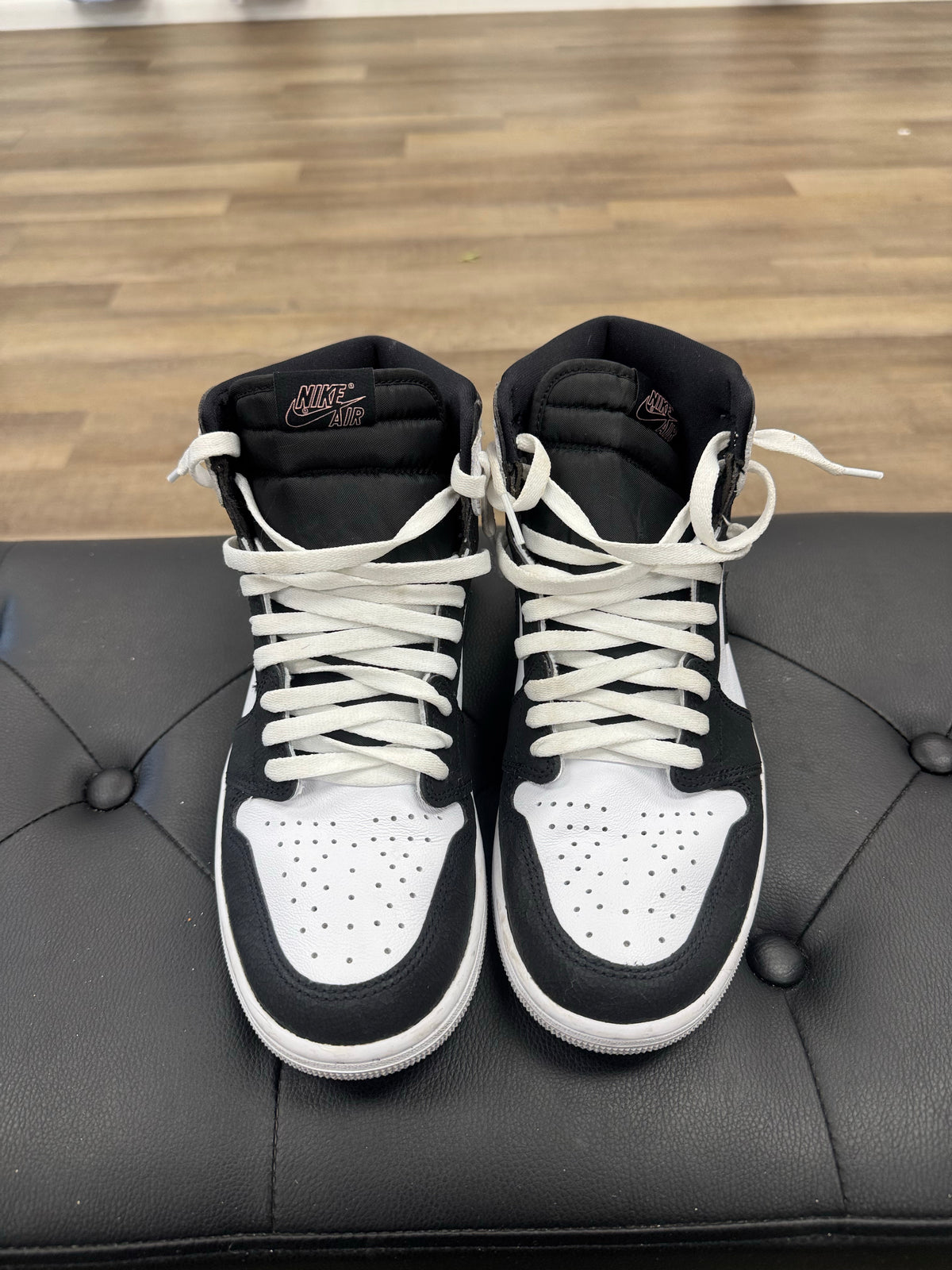 Jordan 1 Retro High OG Bleached Coral