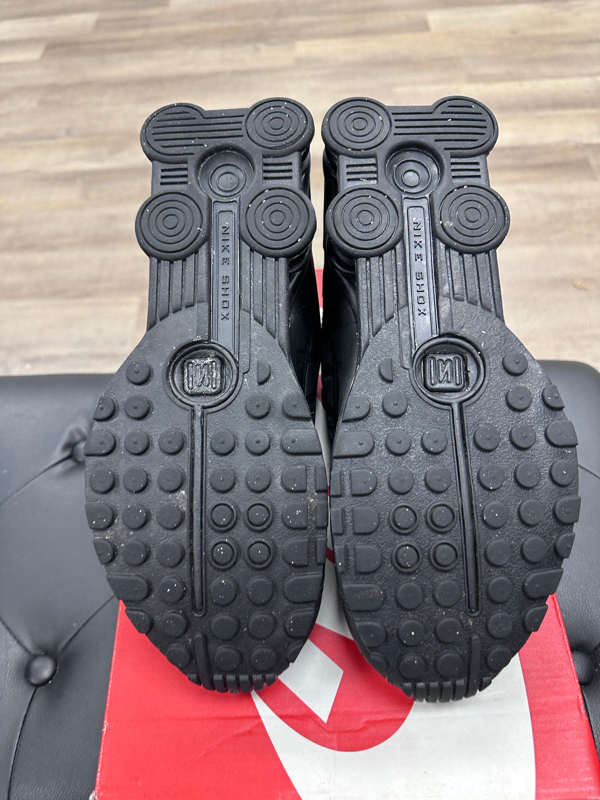 Nike Shox R4 Black Bright Crimson