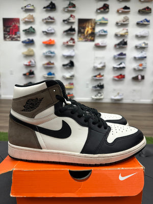 Jordan 1 Retro High Dark Mocha