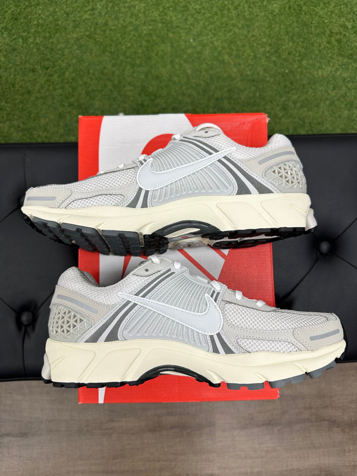 Nike Zoom Vomero 5 Platinum Tint