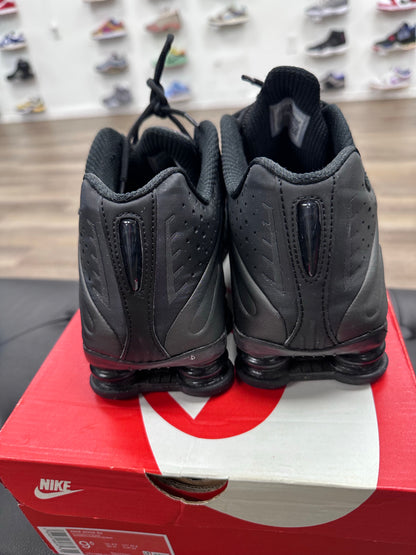 Nike Shox R4 Black Bright Crimson