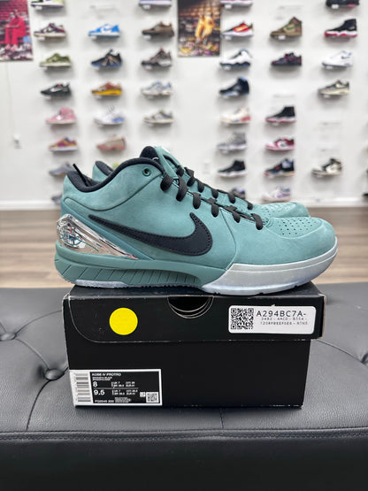 Nike Kobe 4 Protro Girl Dad - Size 8