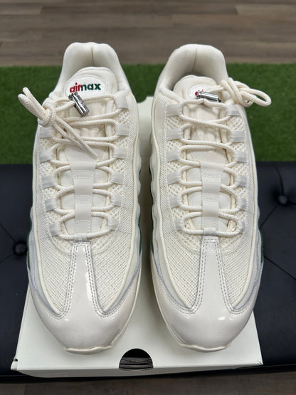 Nike Air Max 95 SP Undefeated Sail