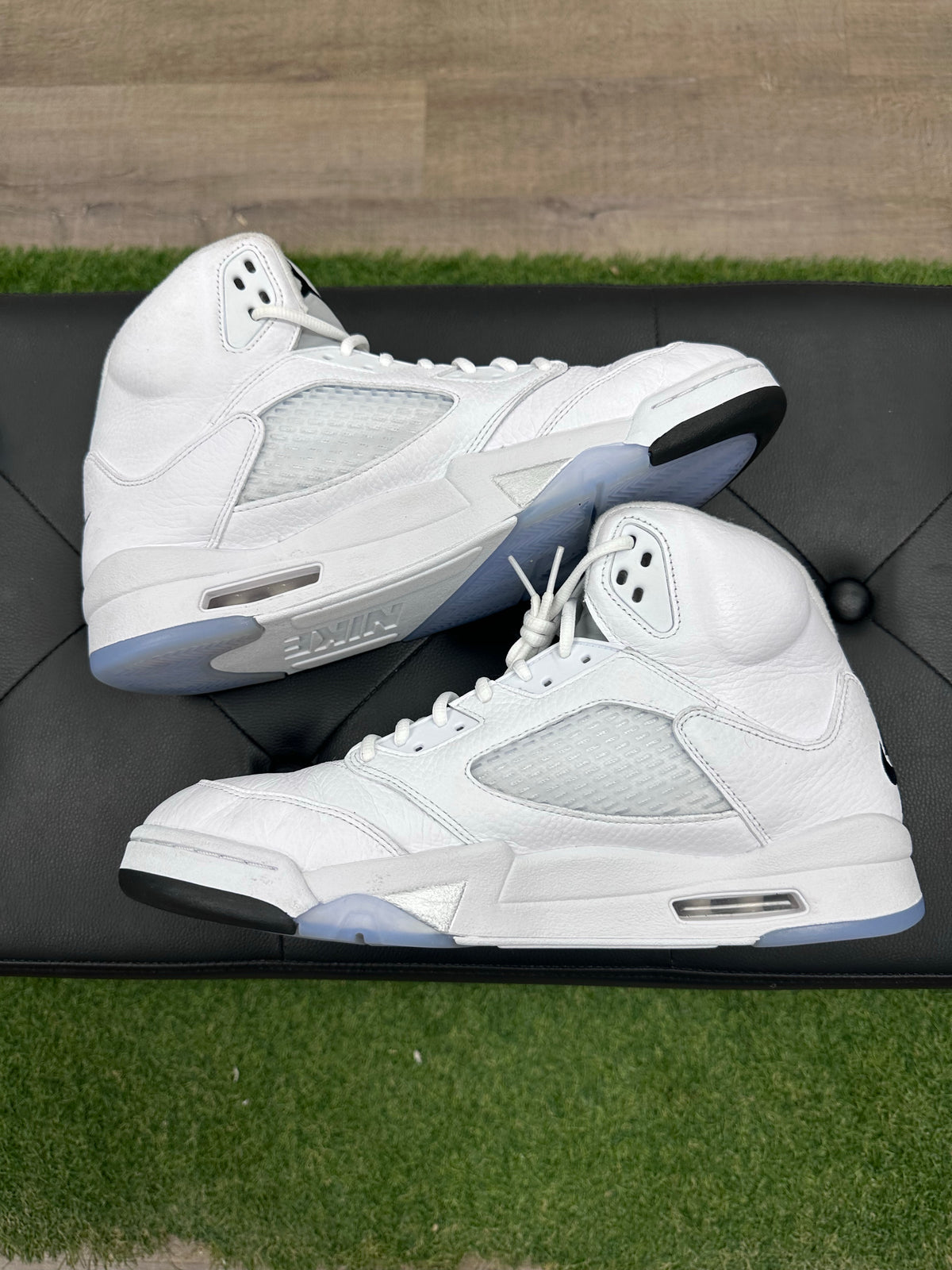 Jordan 5 Retro White Metallic (2026)
