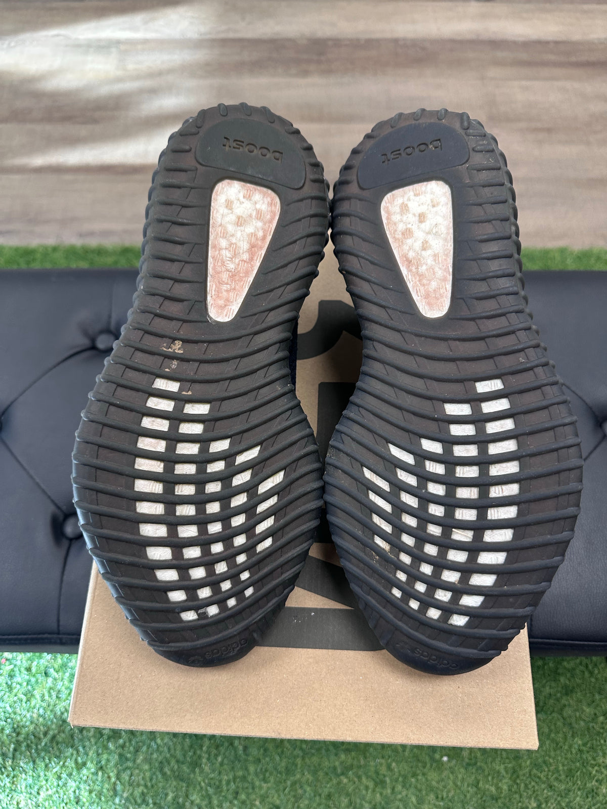 adidas Yeezy Boost 350 V2 Dazzling Blue