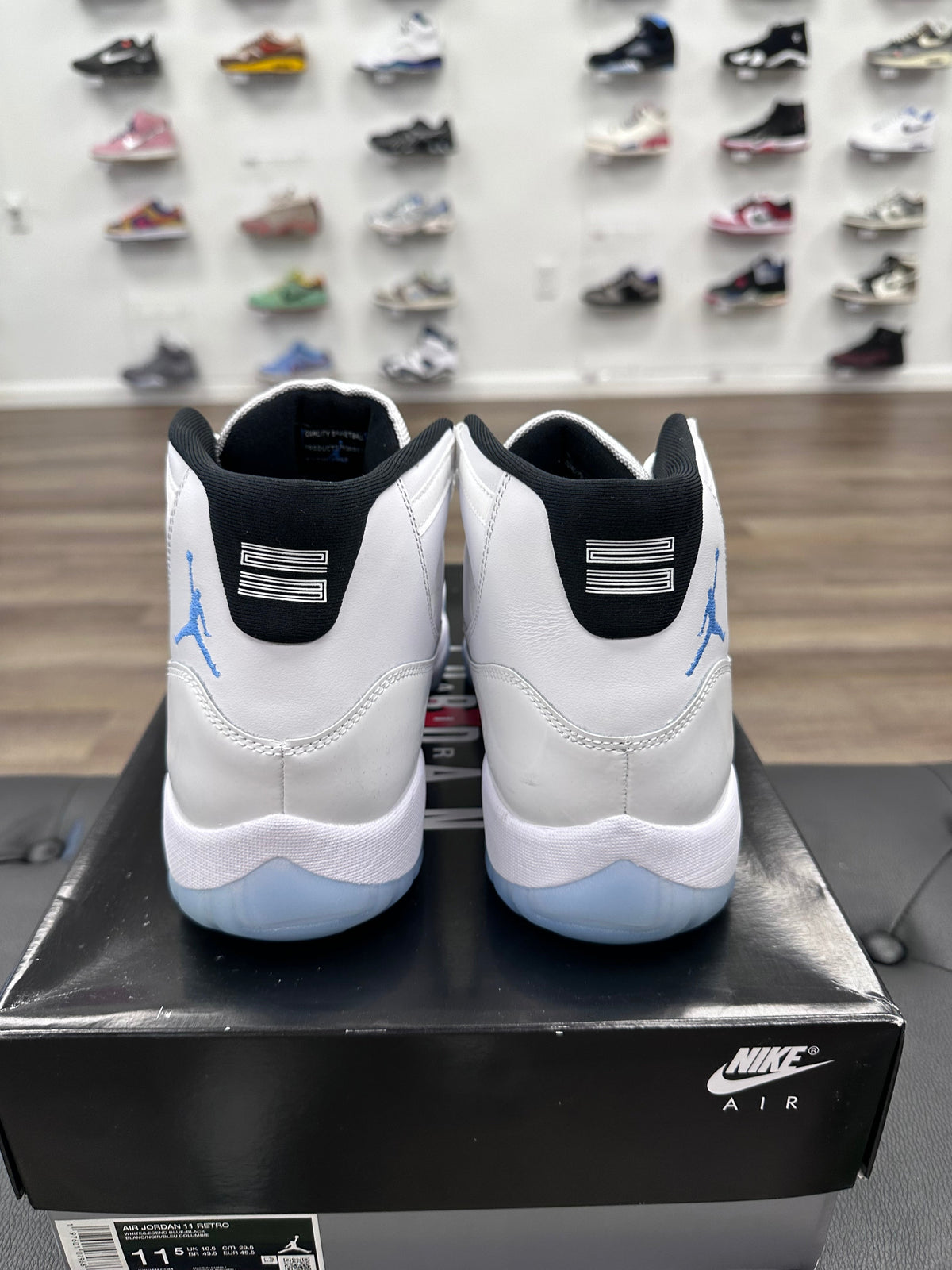 Jordan 11 Retro Legend Blue (2024)