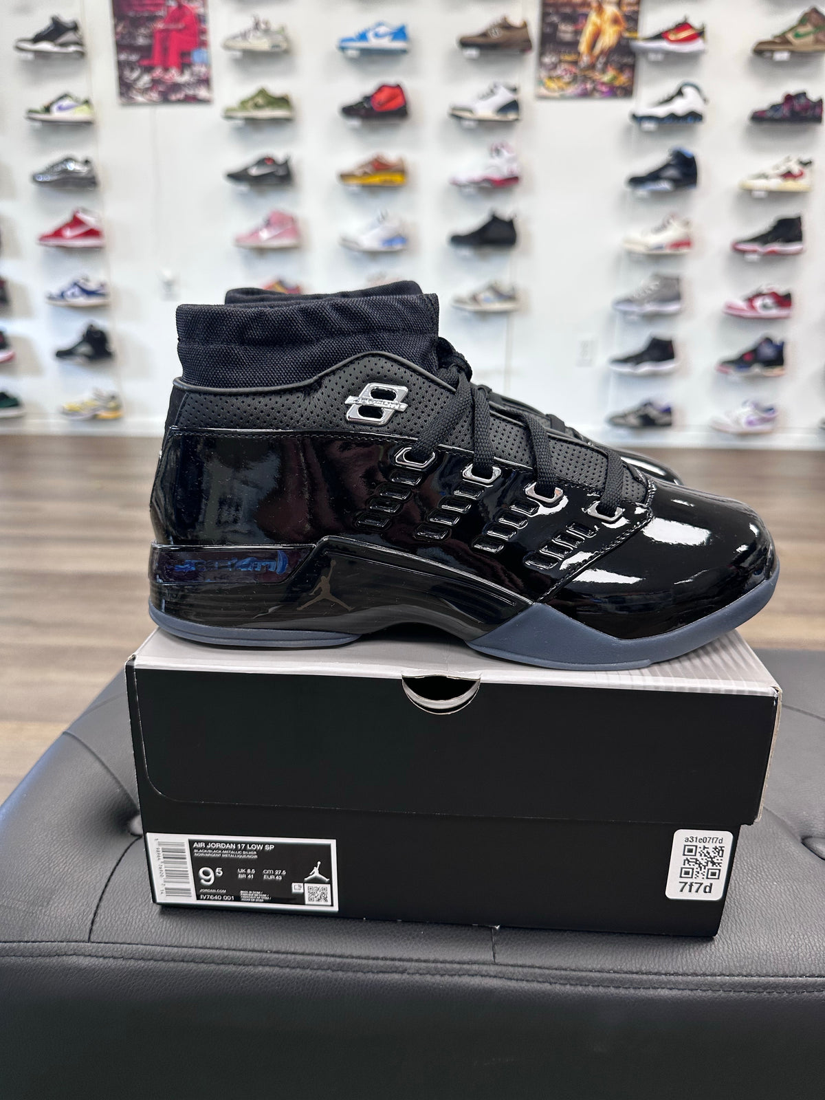 Jordan 17 Low Black Patent