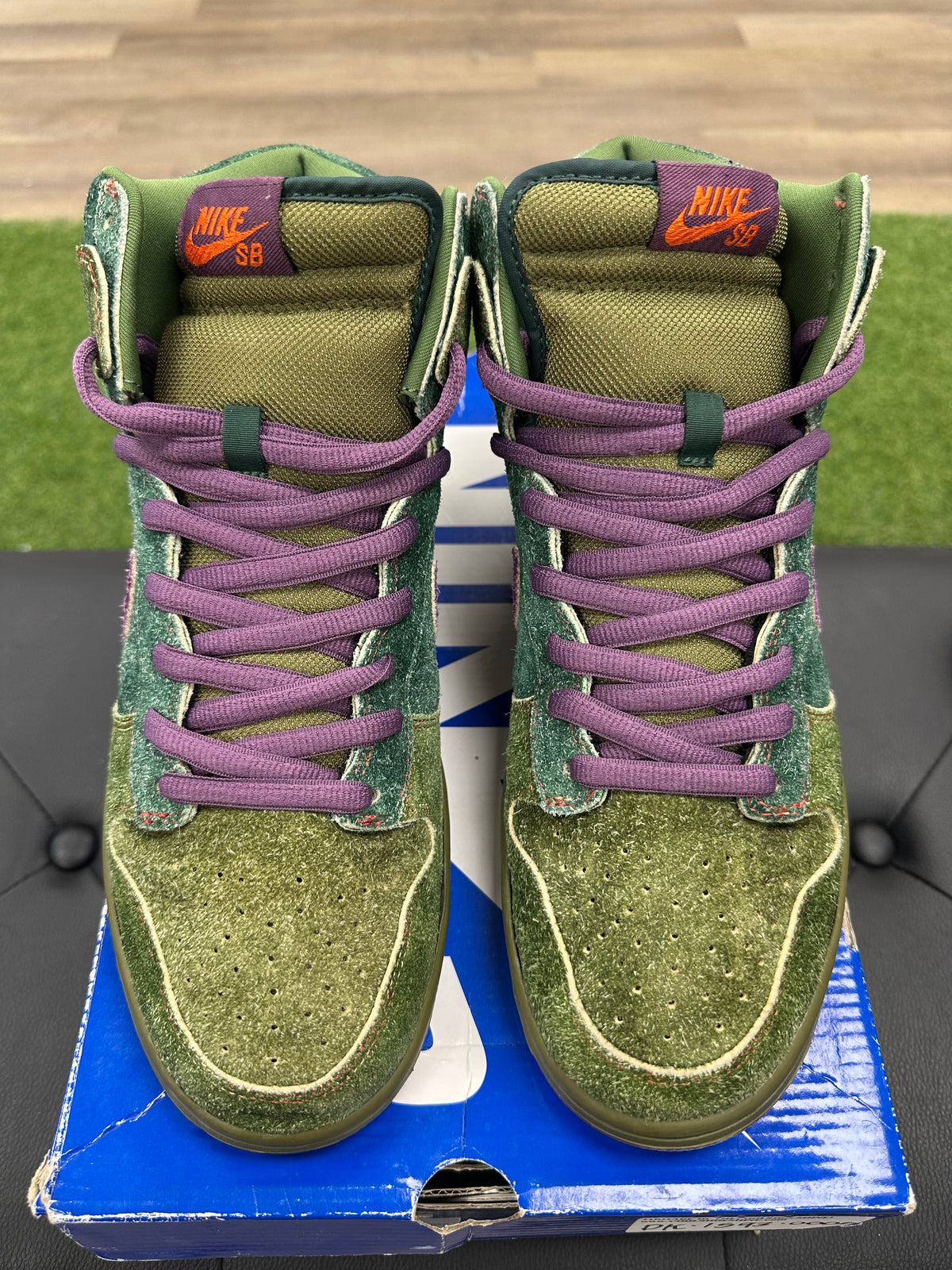 Nike SB Dunk High Skunk 420