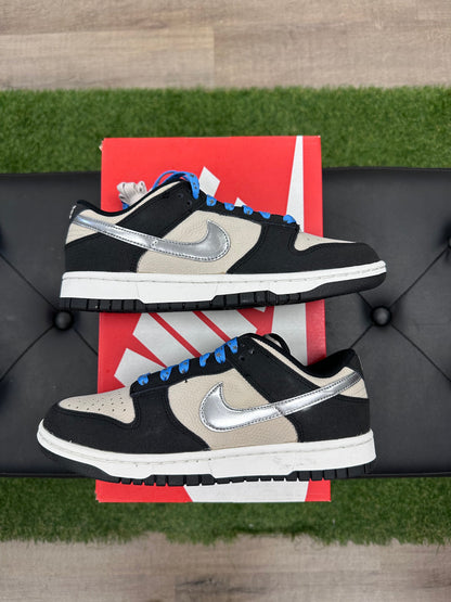 Nike Dunk Low Starry Laces (Women's)