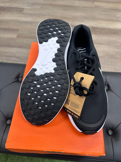 Nike Revolution 7 Black White (Women's)