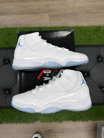 Jordan 11 Retro Legend Blue (2024)