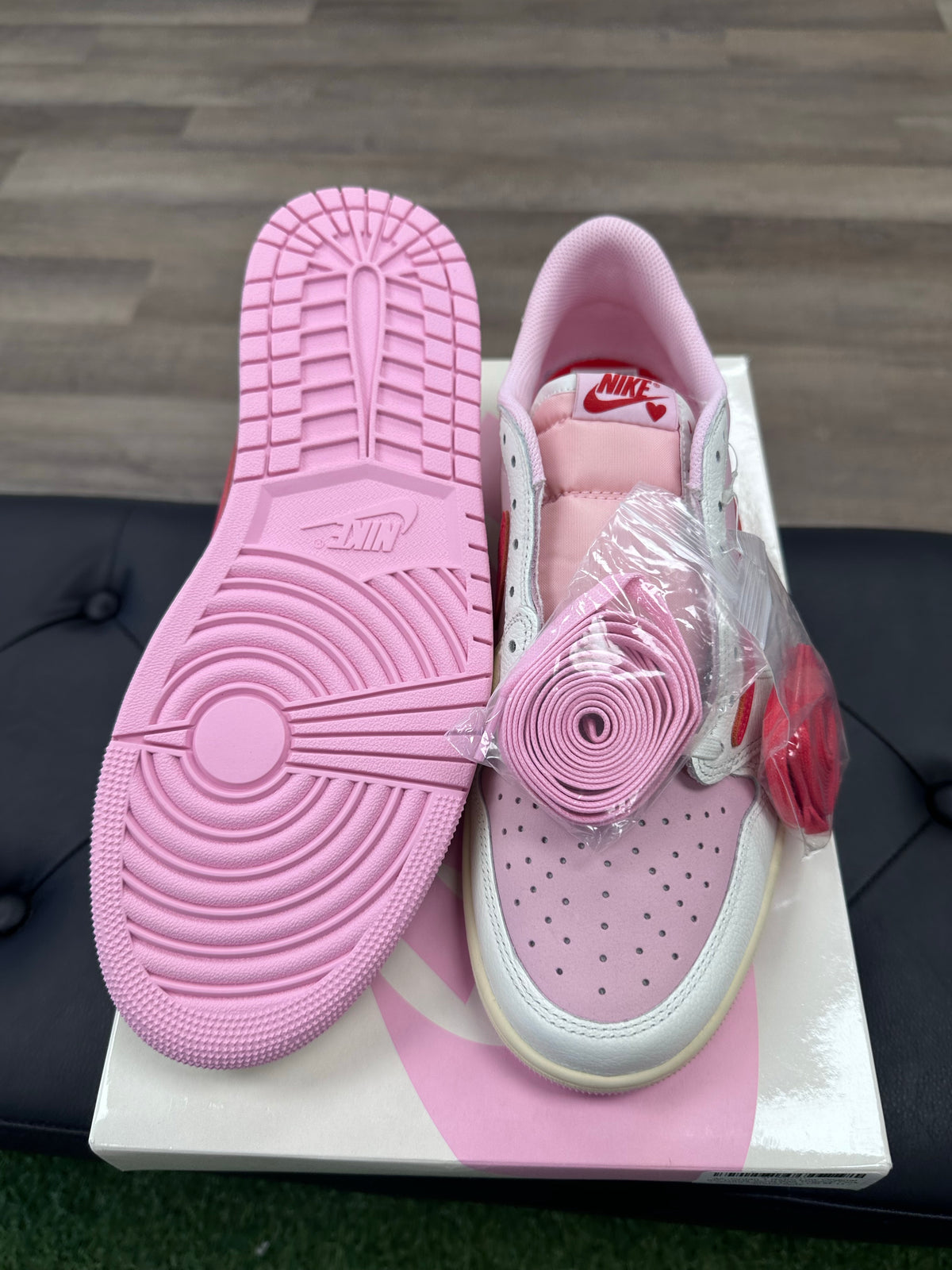 Jordan 1 Retro Low OG SP Travis Scott Sail Tropical Pink